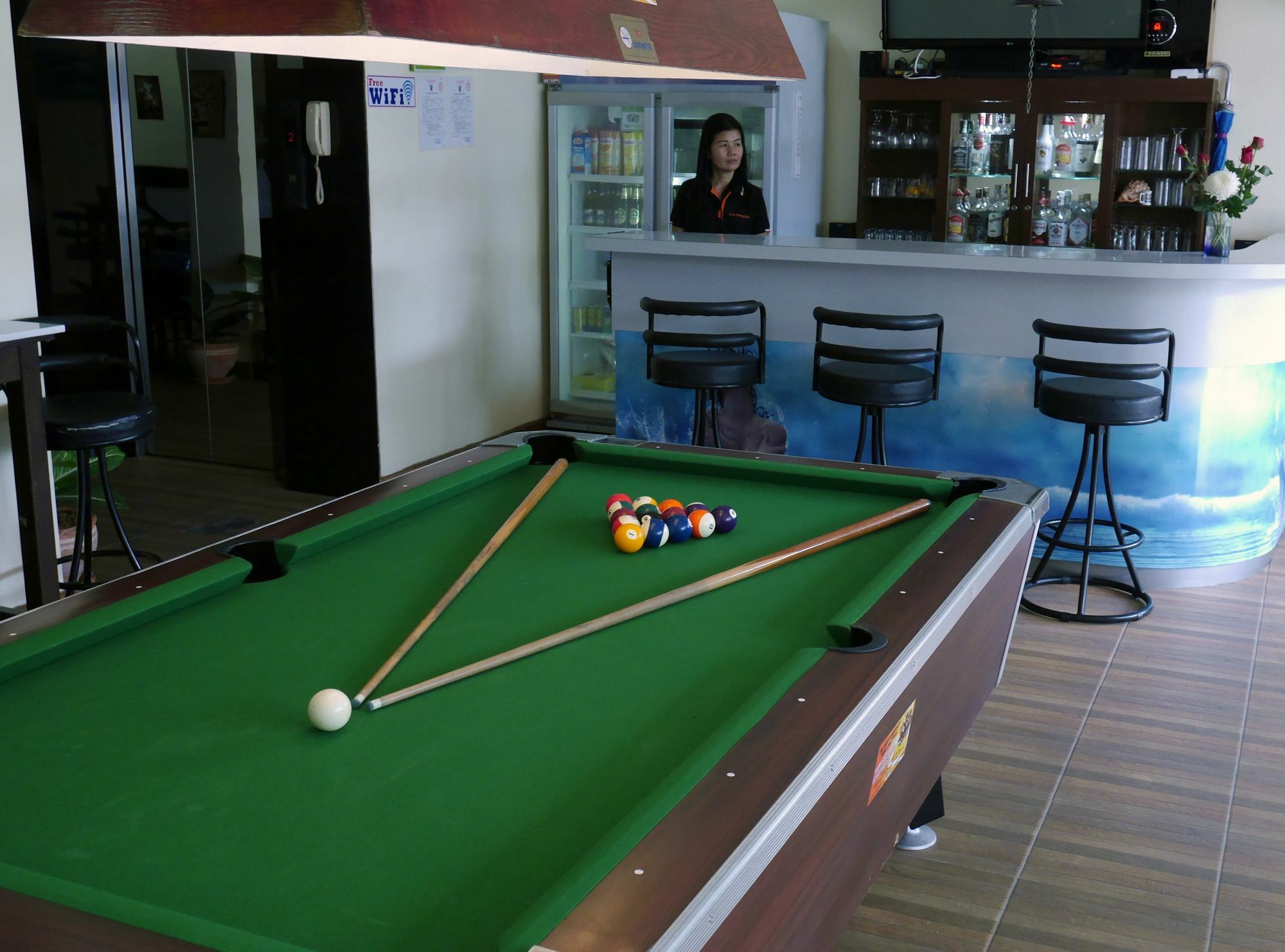 Lucky Buako Hotel Patong Eksteriør billede